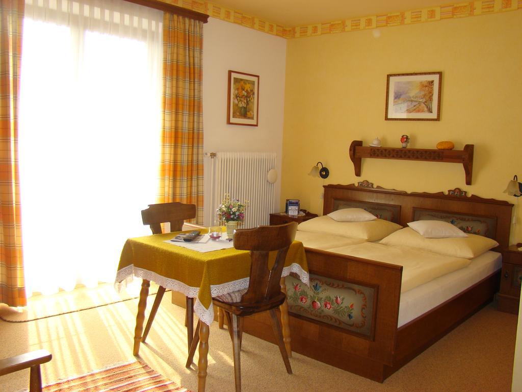 ファイステナウ Landhaus Teufl Bed & Breakfast 部屋 写真